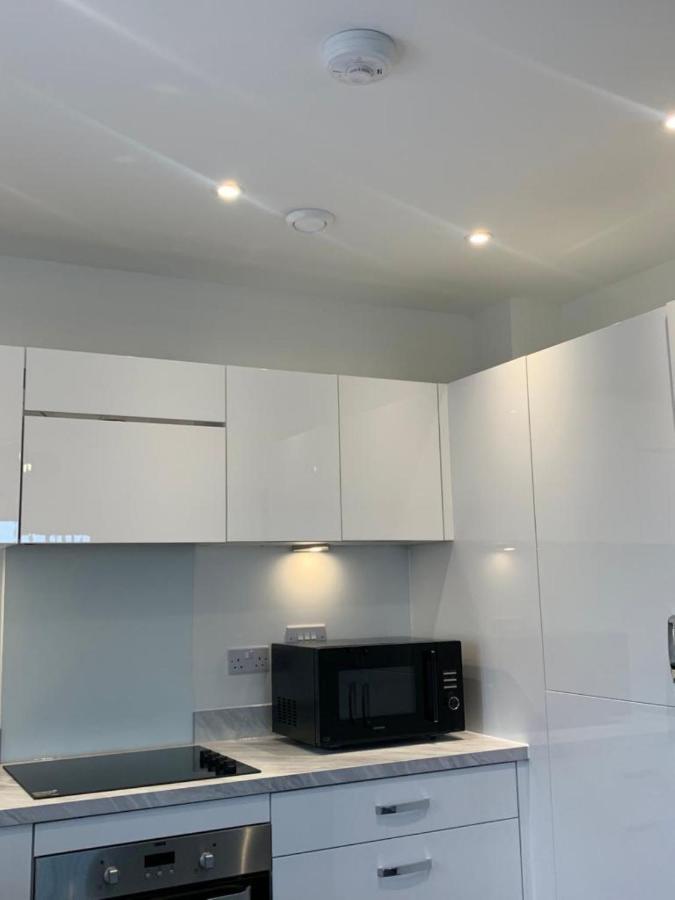 Lakeside 2 Bed Luxury Apartment No Parties No Events Early Check-In Late Check- Out Allowed West Thurrock Ngoại thất bức ảnh