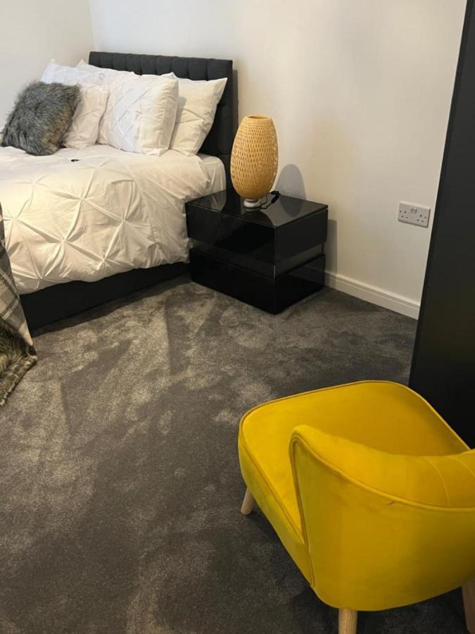 Lakeside 2 Bed Luxury Apartment No Parties No Events Early Check-In Late Check- Out Allowed West Thurrock Ngoại thất bức ảnh
